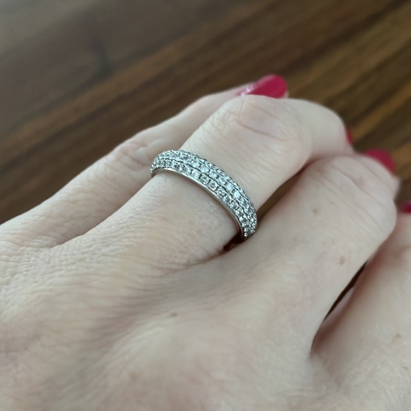 Diamond pave band - Picture 1 of 14